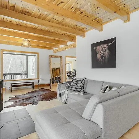 Cozy Haven With Spa & Stunning Views Baie-Saint-Paul Exterior photo