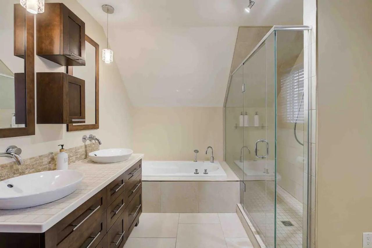 Cozy Haven With & Stunning Views Baie-Saint-Paul