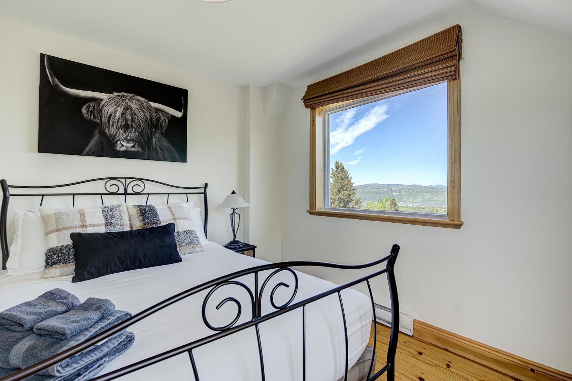 Cozy Haven With & Stunning Views Holiday home